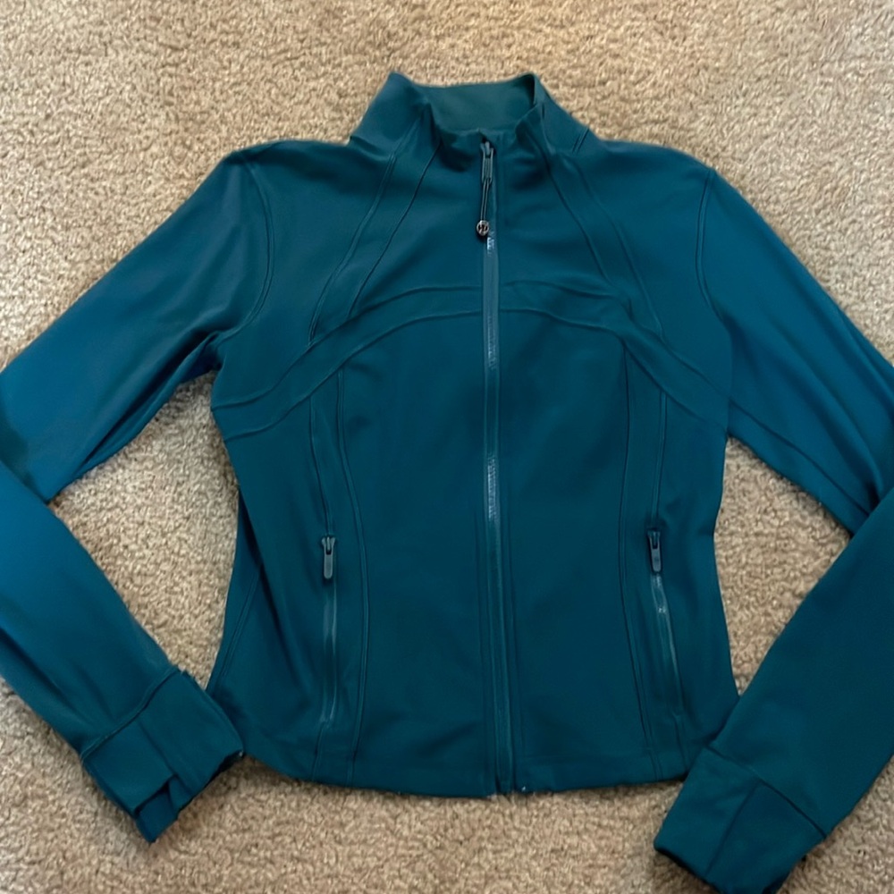 Lululemon Define Cropped Jacket